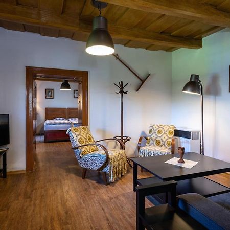 Farmaobeckov Sk Apartment Luaran gambar