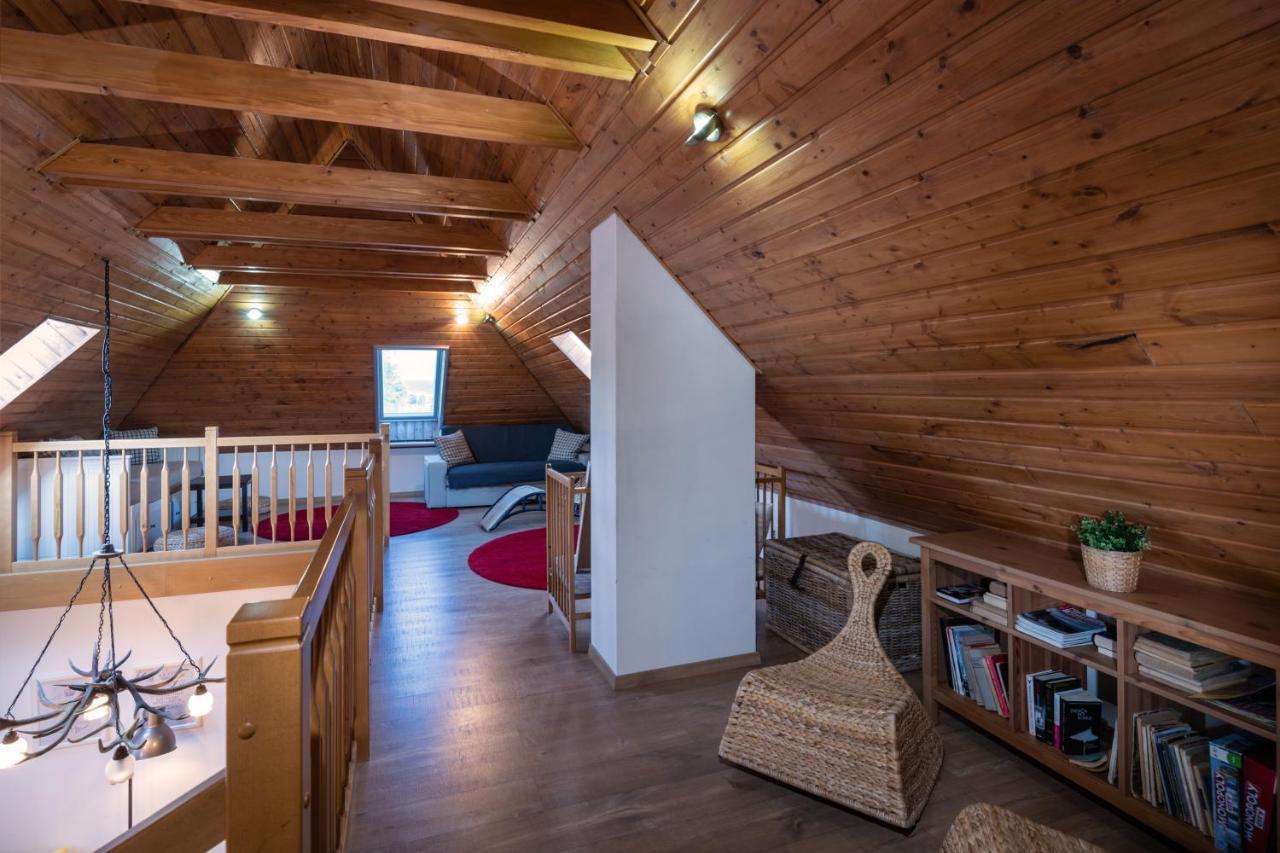 Farmaobeckov Sk Apartment Luaran gambar