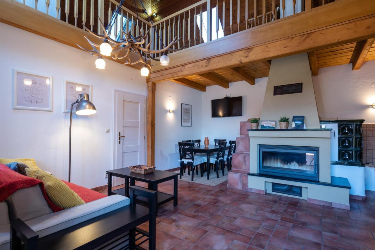 Farmaobeckov Sk Apartment Luaran gambar